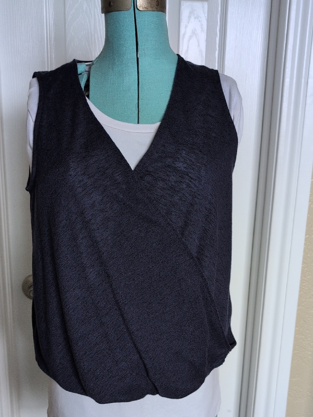 BOGO Universal Thread Navy Sleeveless V-Neck Draped Tank